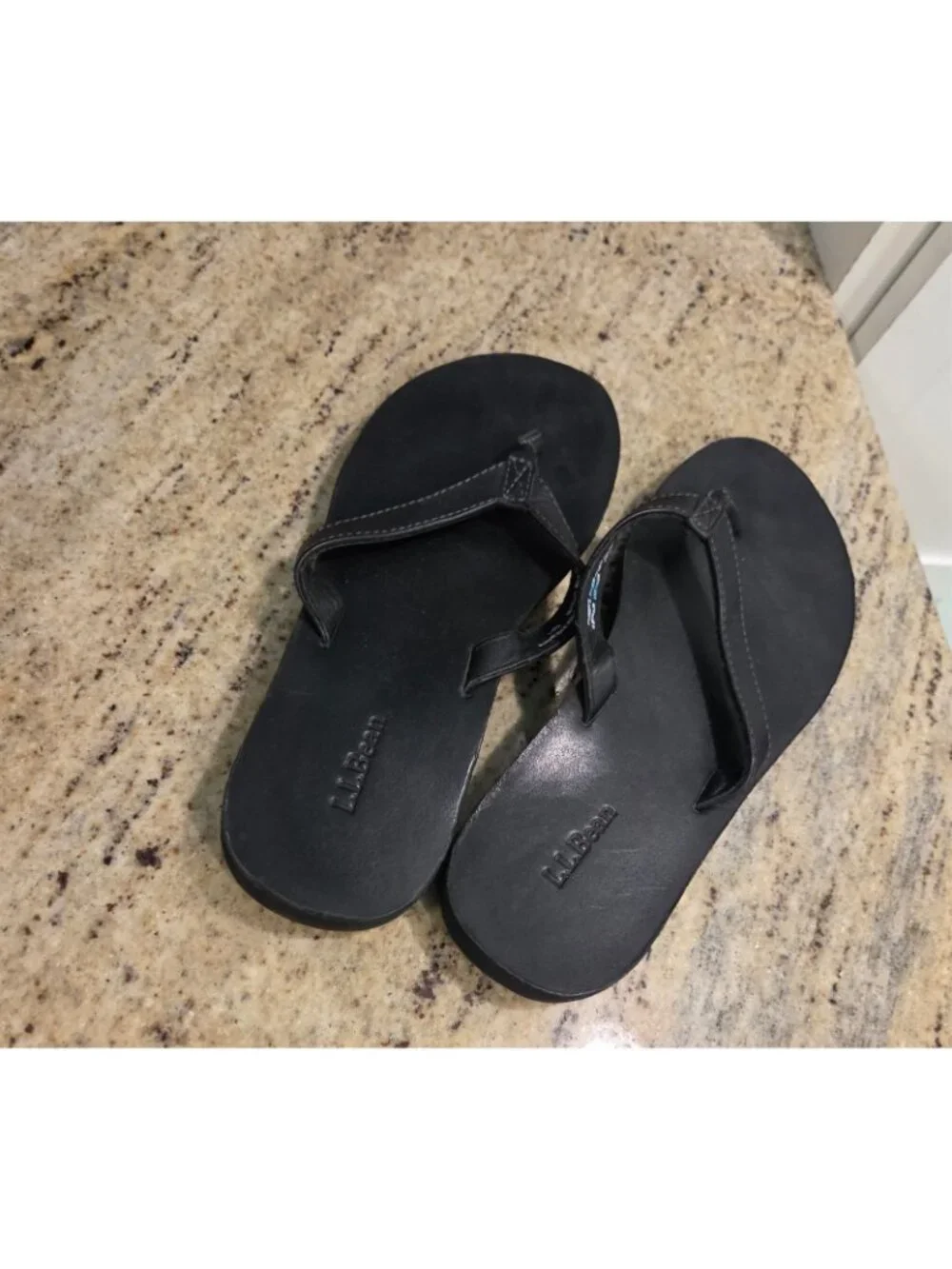 LL Bean Women’s Size 8 Black Flop Flops 275038 - Picture 5 of 12